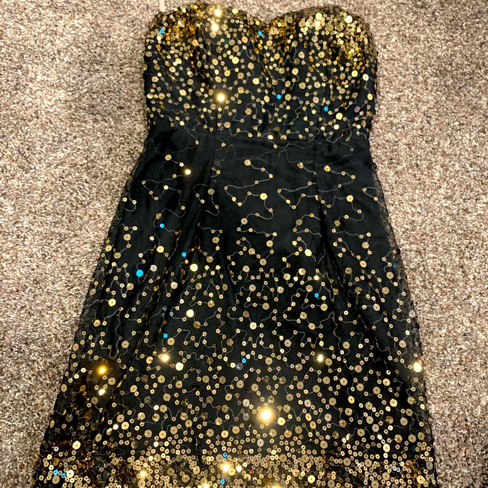 Black and gold cocktail dress!